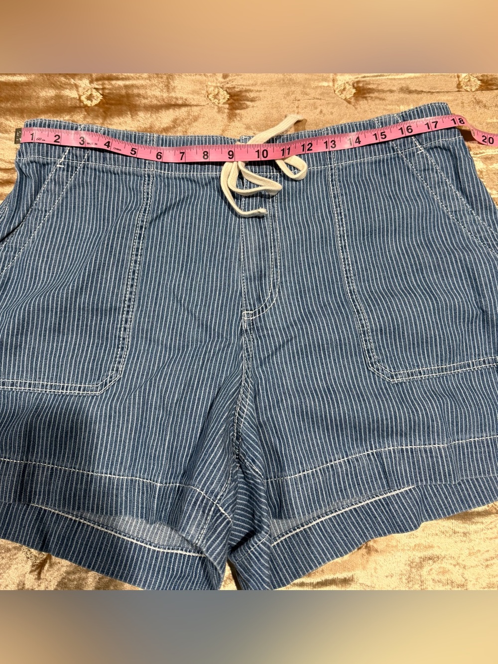 LOFT Blue Striped Women's Shorts - Picture 4 of 5